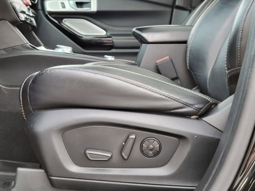 Certified 2022 Ford Explorer ST w/ Equipment Group 401A image 25