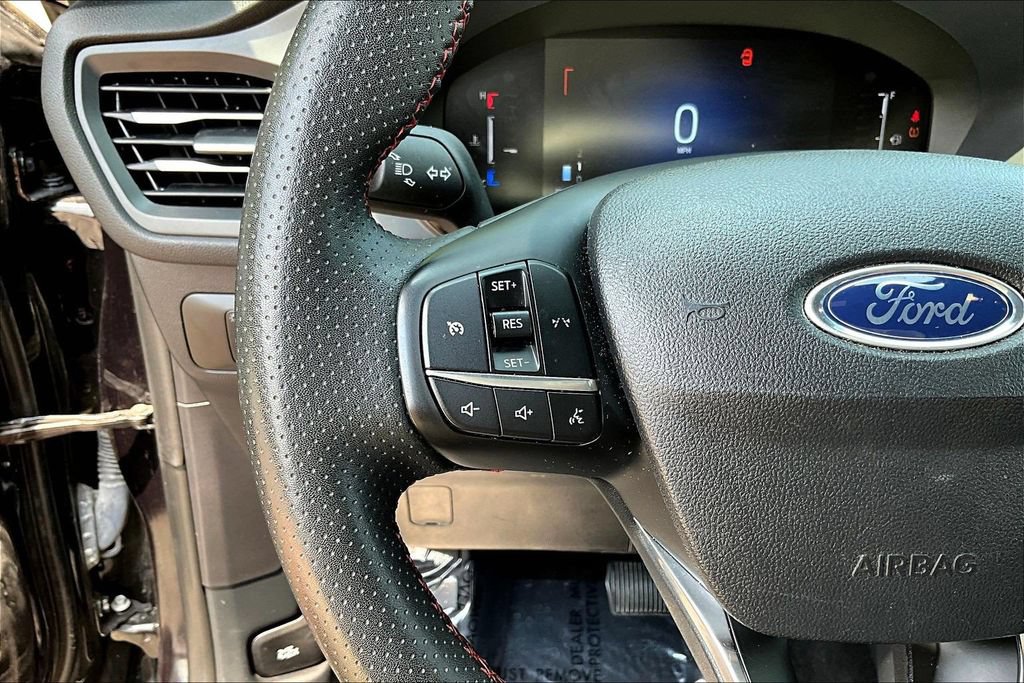 Certified 2025 Ford Escape ST-Line FWD image 13