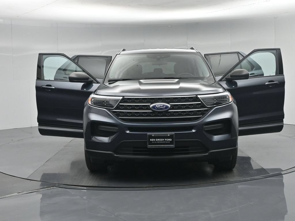 Certified 2023 Ford Explorer XLT RWD image 37