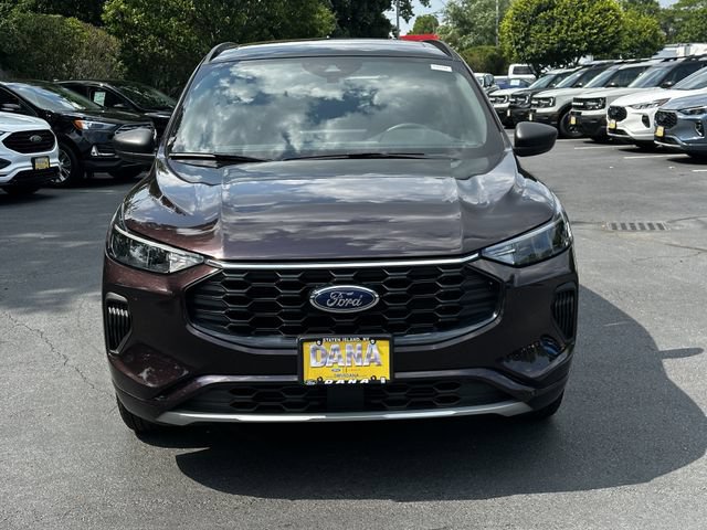 Certified 2023 Ford Escape ST-Line w/ Tech Pack #1 AWD/4WD image 2