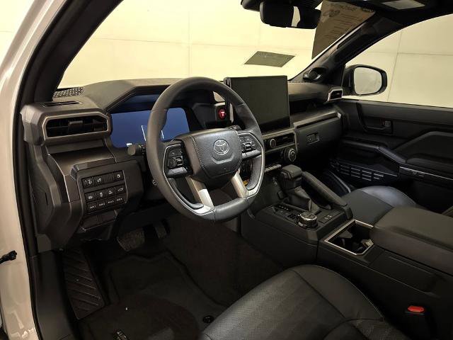 Used 2025 Toyota 4Runner 4WD image 8