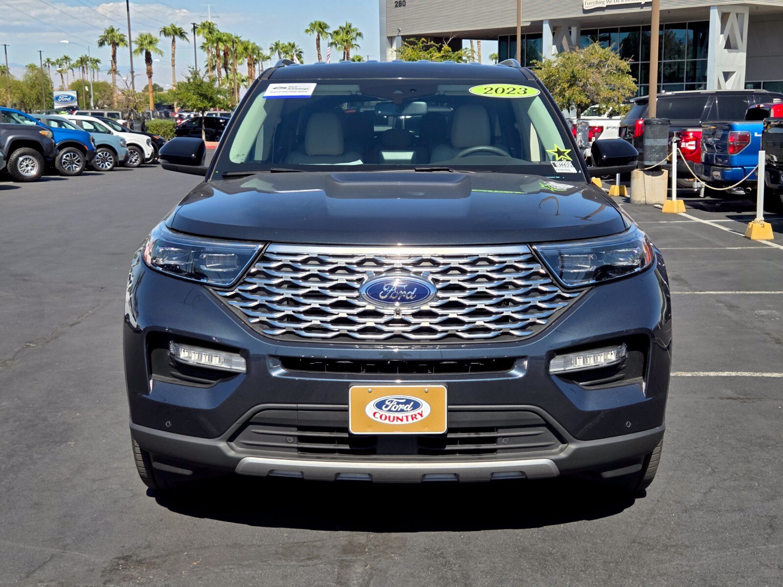 Certified 2023 Ford Explorer Platinum w/ Technology Package AWD/4WD image 8