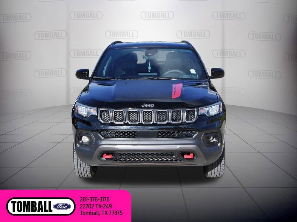 Used 2023 Jeep Compass Trailhawk image 8
