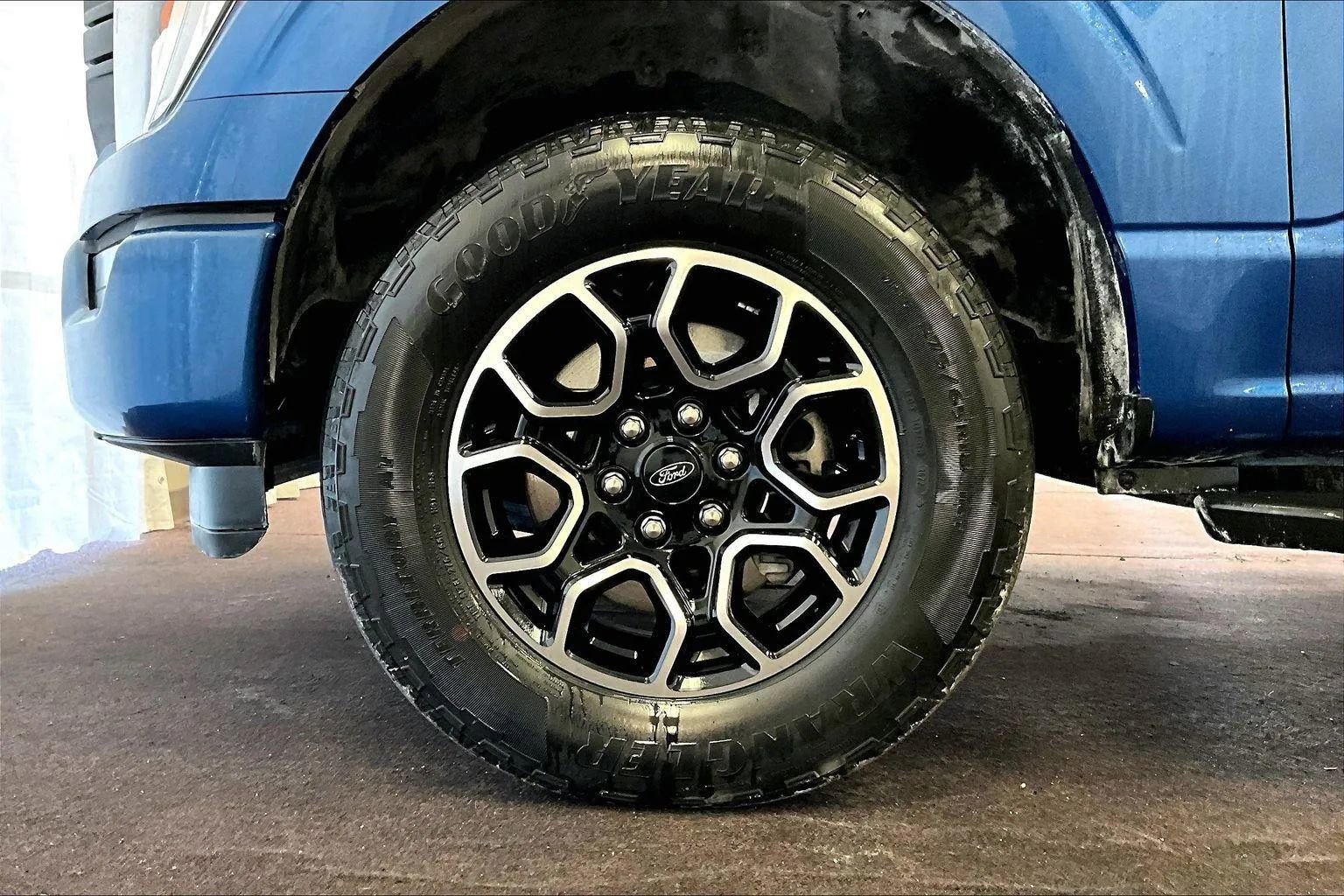 Certified 2022 Ford F150 XLT w/ Equipment Group 302A High image 8