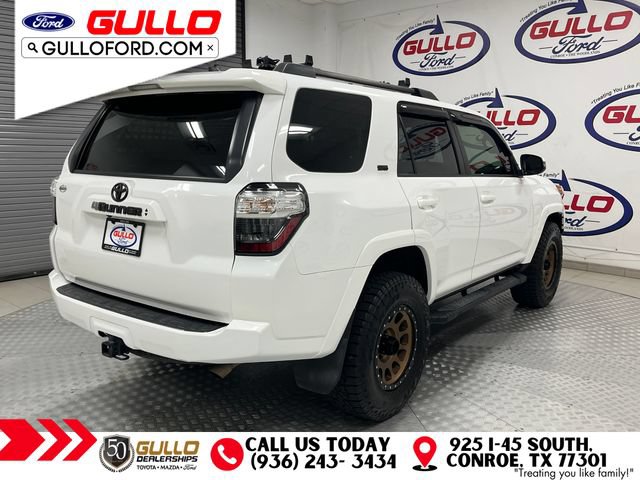 Used 2022 Toyota 4Runner SR5 Premium w/ Moonroof Package AWD/4WD image 6