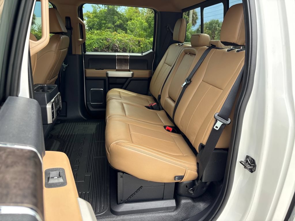 Certified 2022 Ford F450 Lariat w/ Lariat Ultimate Package AWD/4WD image 31