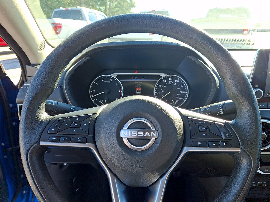 Used 2025 Nissan Sentra SV FWD image 19