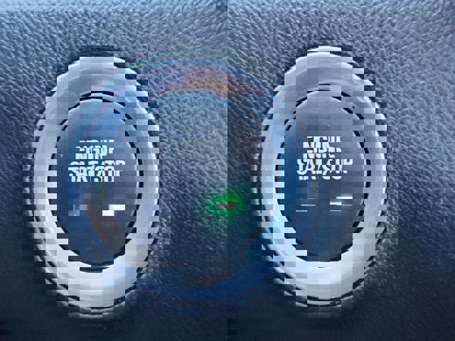 Used 2024 GMC Terrain SLT image 20