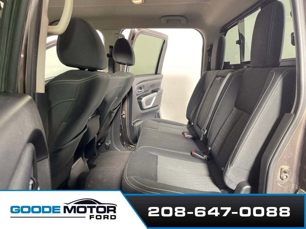 Used 2019 Nissan Titan SV AWD/4WD image 19