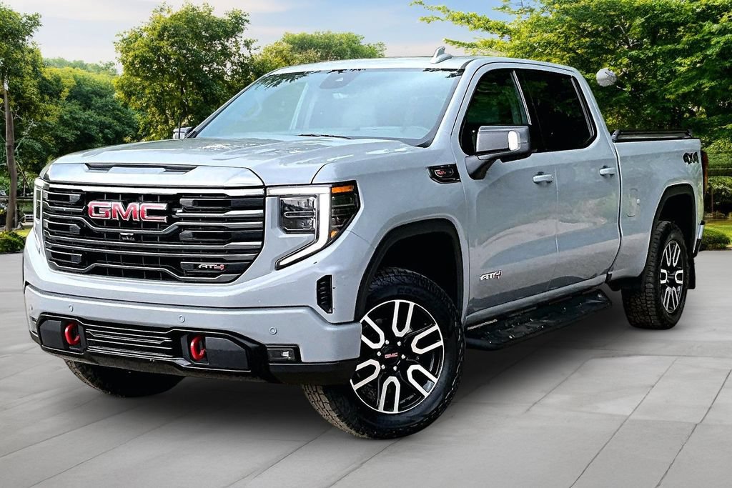 Used 2024 GMC Sierra 1500 AT4 w/ Technology Package AWD/4WD image 11