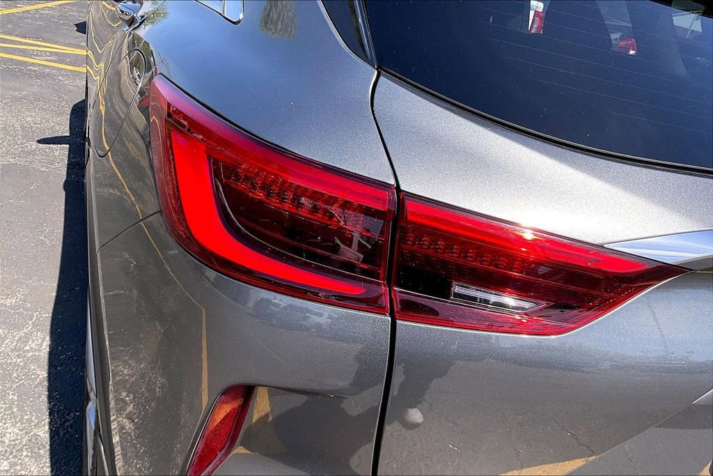 Used 2021 INFINITI QX50 Luxe w/ Cargo Package AWD/4WD image 28