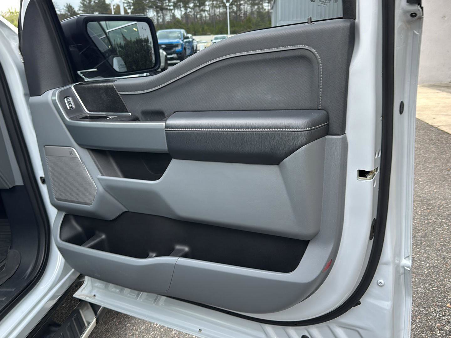 Certified 2022 Ford F150 XLT w/ Equipment Group 302A High image 12