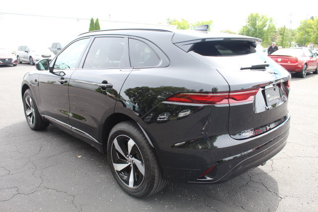 Used 2025 Jaguar F-PACE R-Dynamic S AWD/4WD image 13
