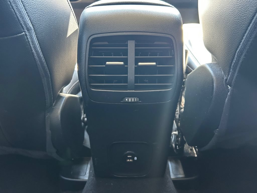 Certified 2021 Ford Escape Titanium w/ Titanium Elite Package AWD/4WD image 28