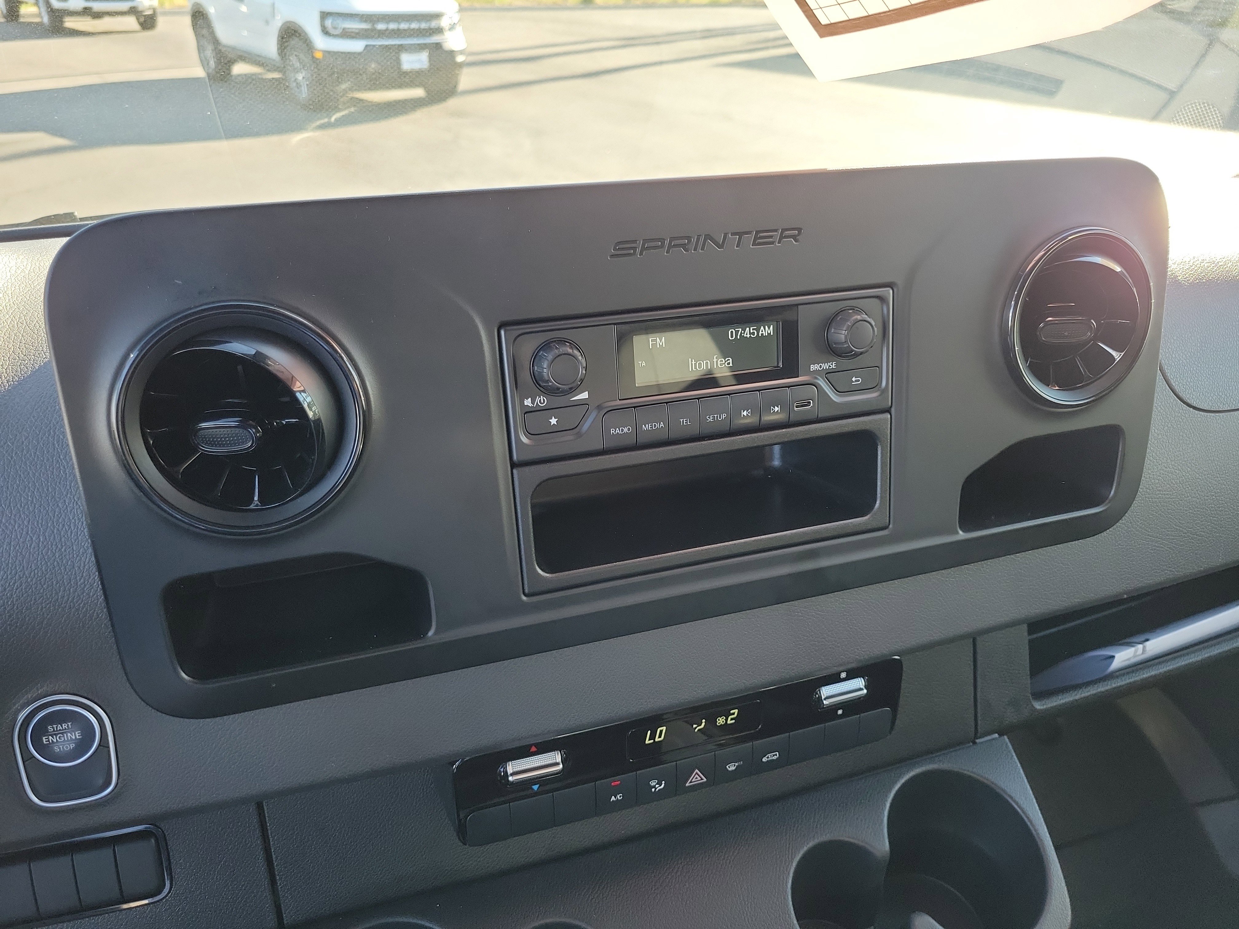 Used 2023 Mercedes-Benz Sprinter 1500 image 8