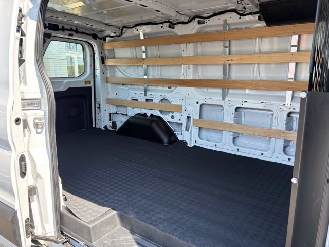 Certified 2025 Ford Transit 250 Low Roof w/ Exterior Upgrade Package RWD image 22