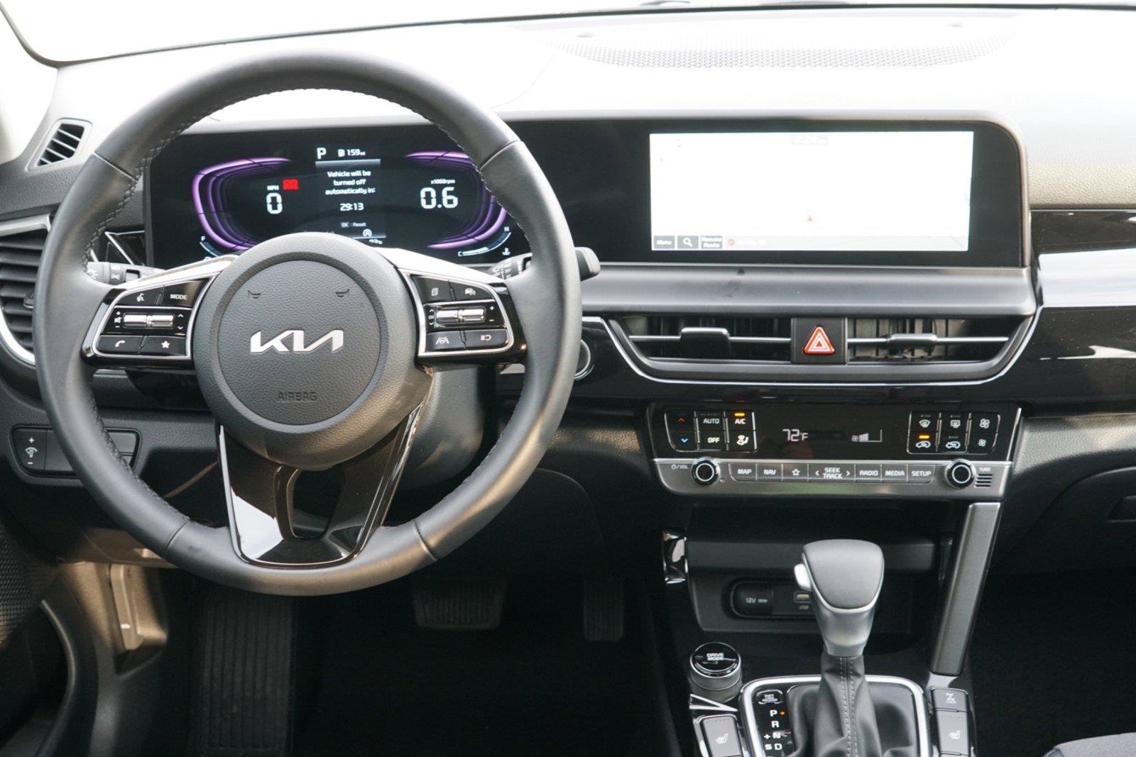 Used 2025 Kia Seltos S AWD/4WD image 25