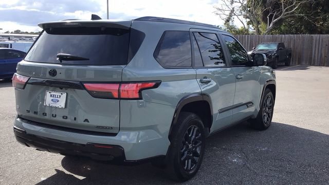 Used 2025 Toyota Sequoia Platinum image 5