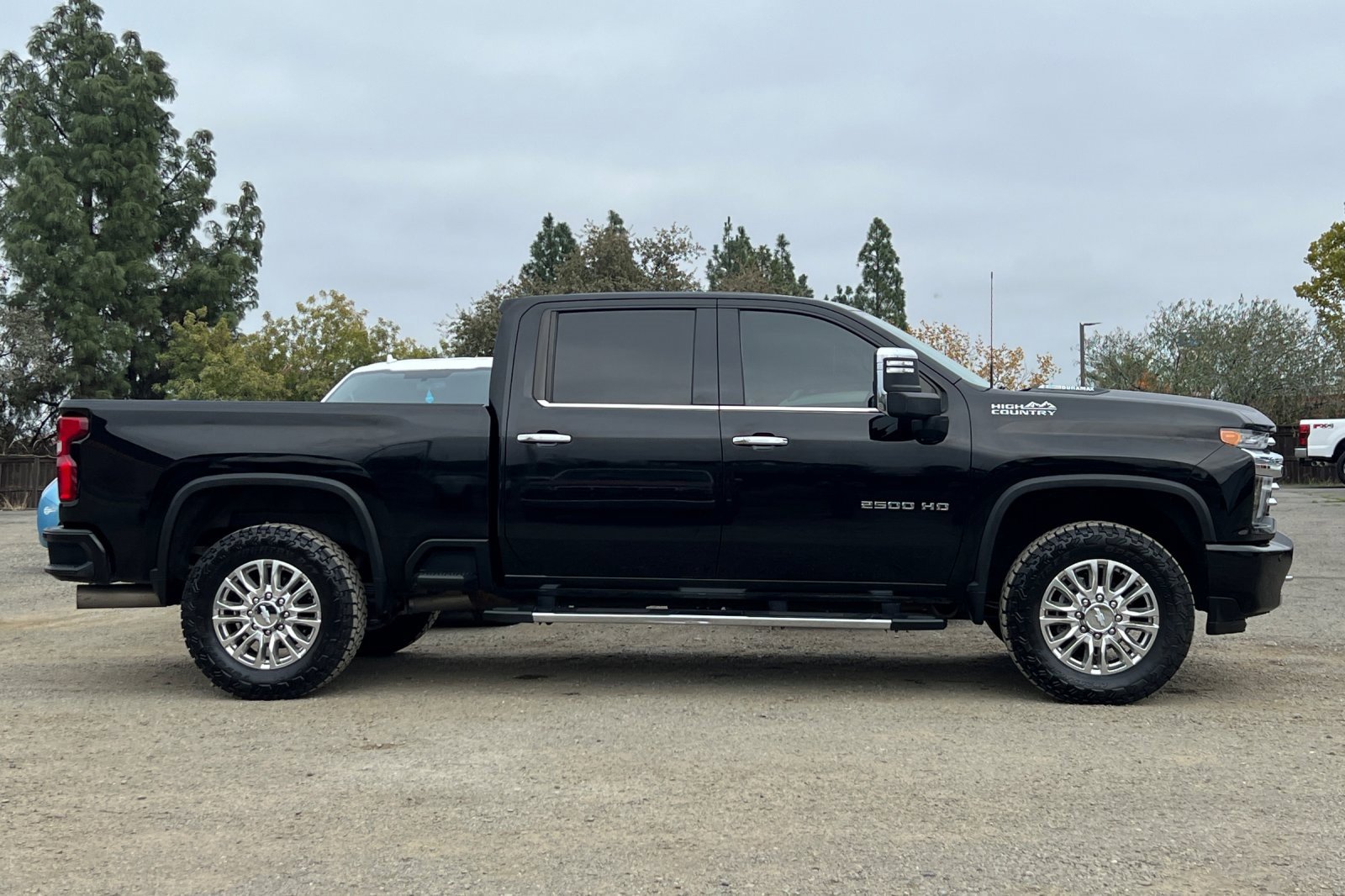 Used 2020 Chevrolet Silverado 2500 High Country w/ Z71 Off-Road Package image 3