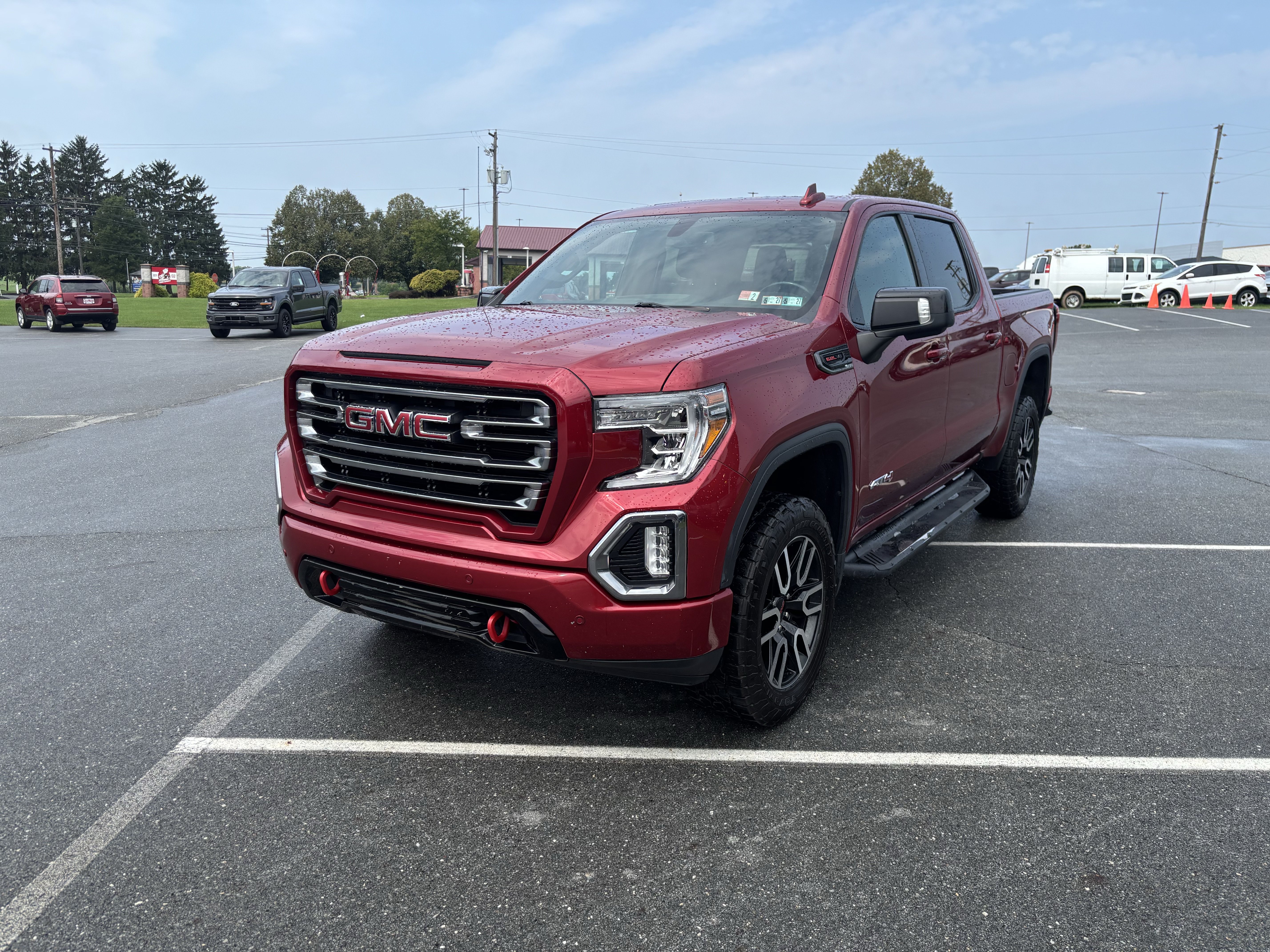 Used 2020 GMC Sierra 1500 AT4 w/ AT4 Premium Package AWD/4WD image 3