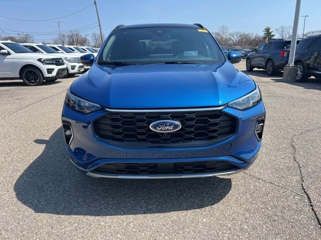 Certified 2023 Ford Escape ST-Line Elite w/ Premium Technology Package image 7