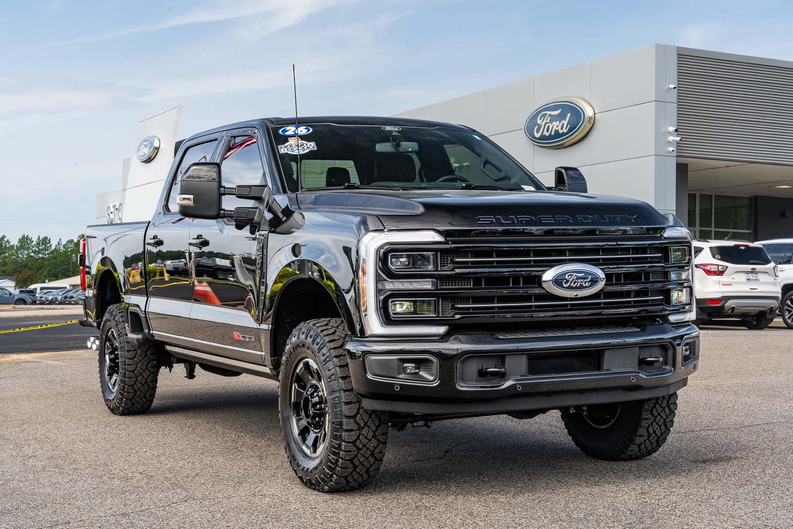 Certified 2026 Ford F250 Platinum w/ Tremor Off-Road Package AWD/4WD image 1