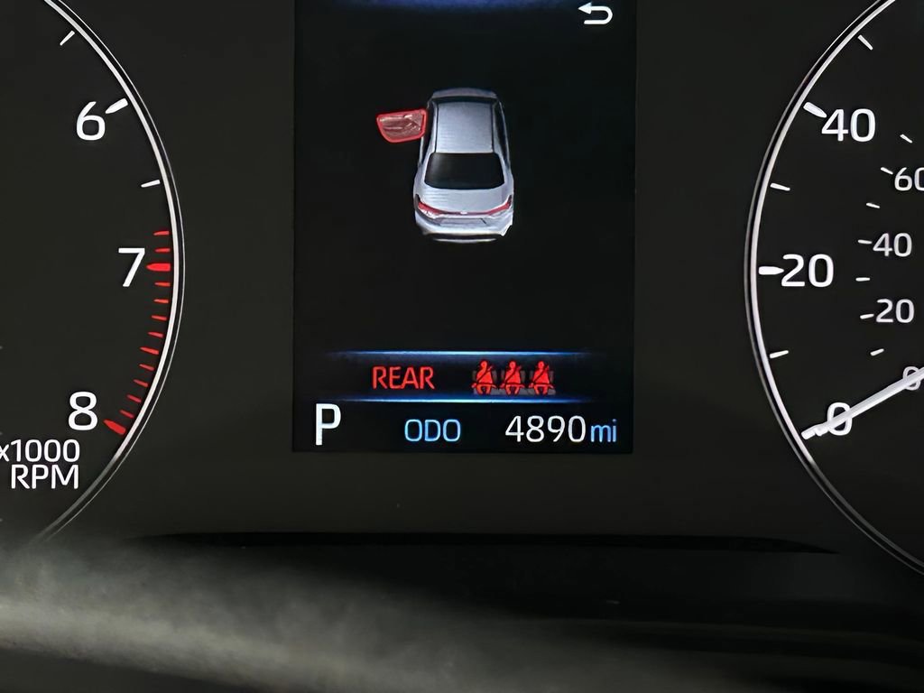 Used 2025 Toyota Corolla LE image 24