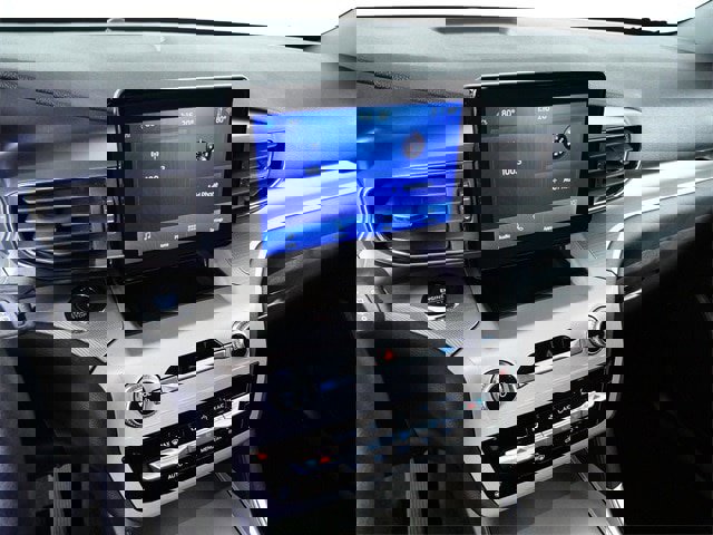 Certified 2023 Ford Explorer XLT w/ Equipment Group 202A image 19