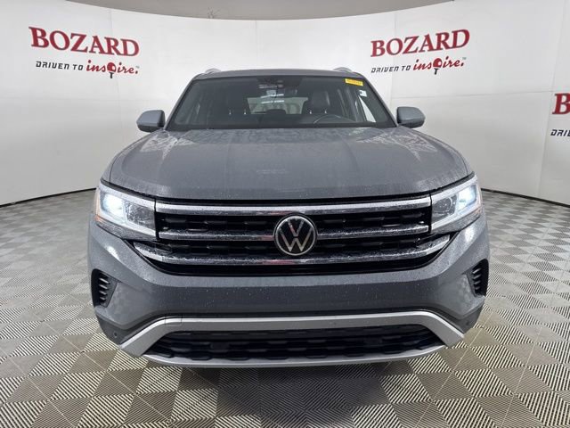 Used 2020 Volkswagen Atlas Cross Sport SEL image 2