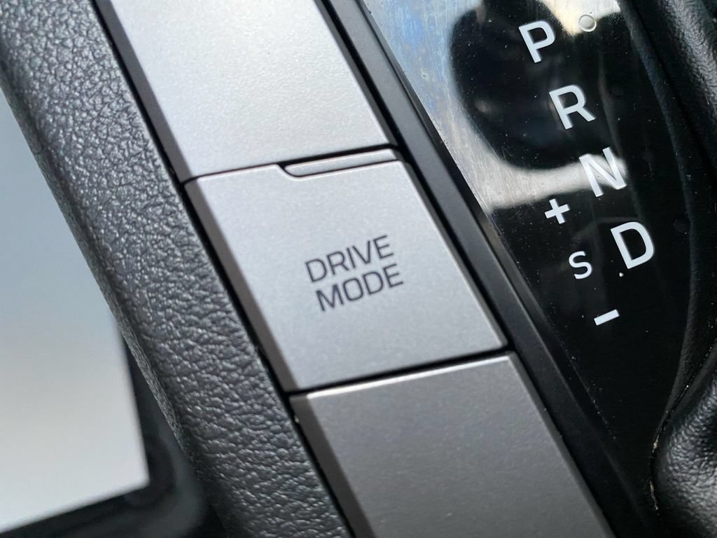 Used 2019 Hyundai Elantra SE w/ Cargo Package FWD image 36