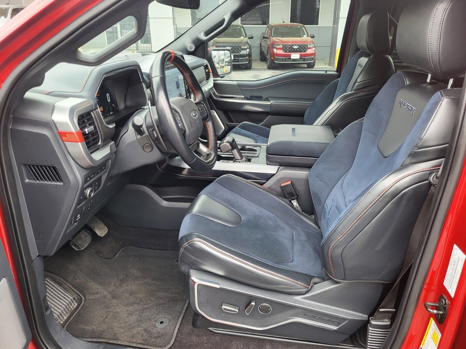 Certified 2022 Ford F150 Raptor w/ Raptor 37 Performance Package image 19