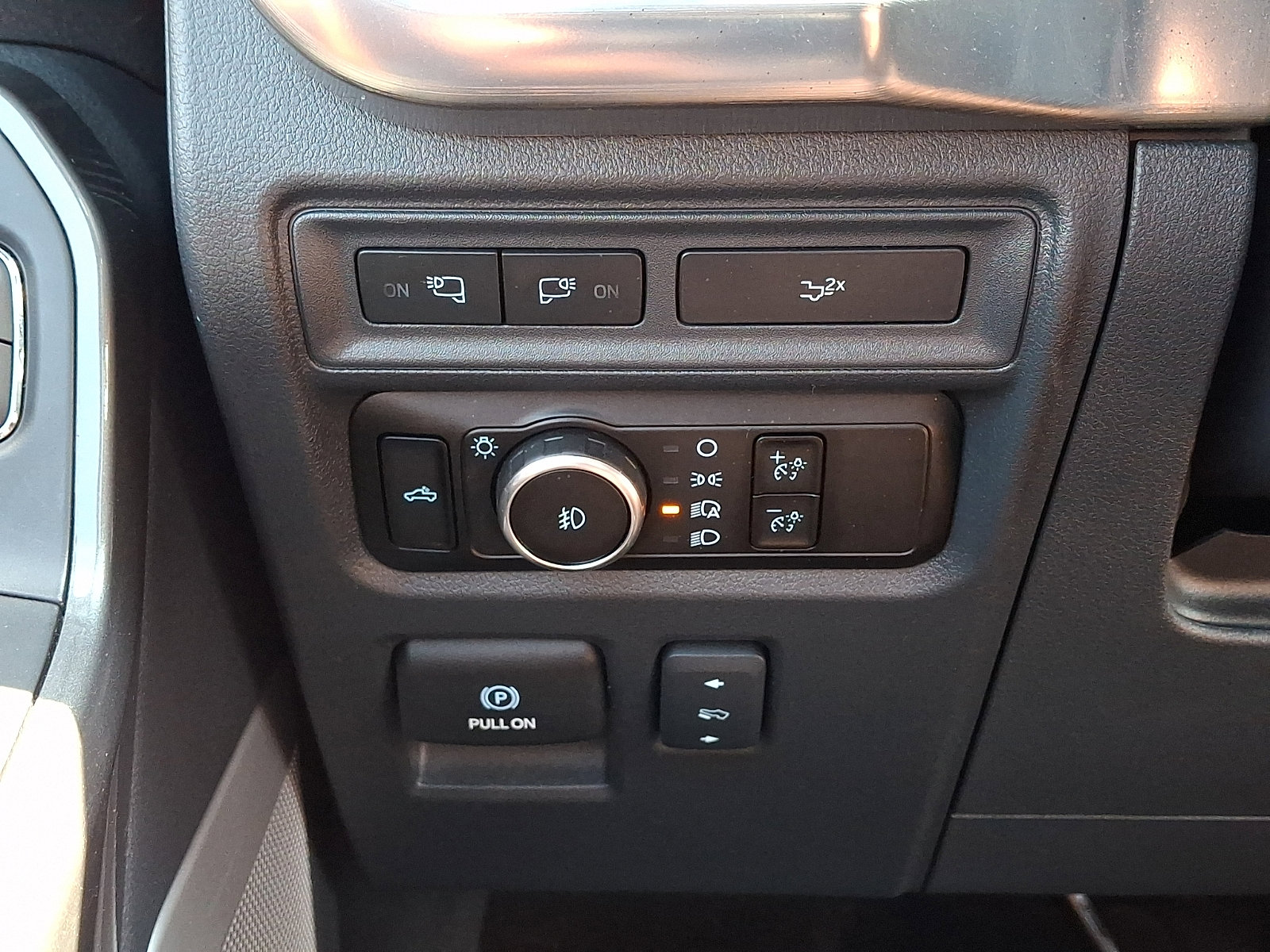 Certified 2023 Ford F150 Lariat w/ Equipment Group 502A High AWD/4WD image 29
