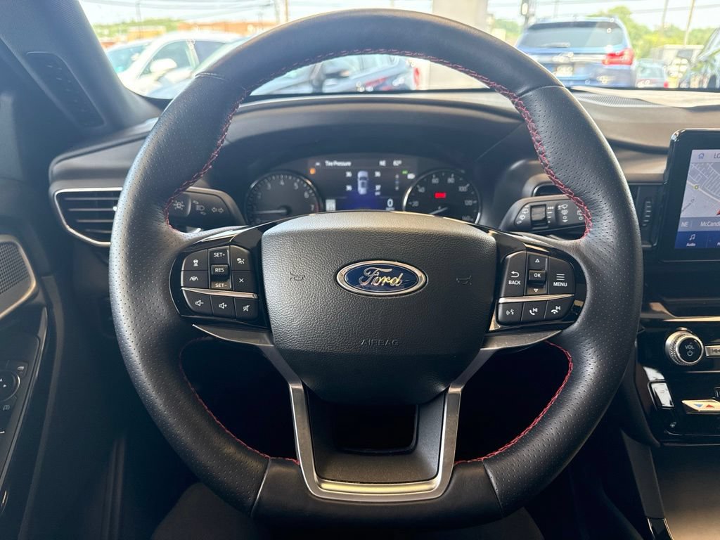 Certified 2023 Ford Explorer ST-Line w/ Class IV Trailer Tow Package AWD/4WD image 18