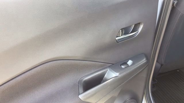 Used 2024 Nissan Kicks SV image 12