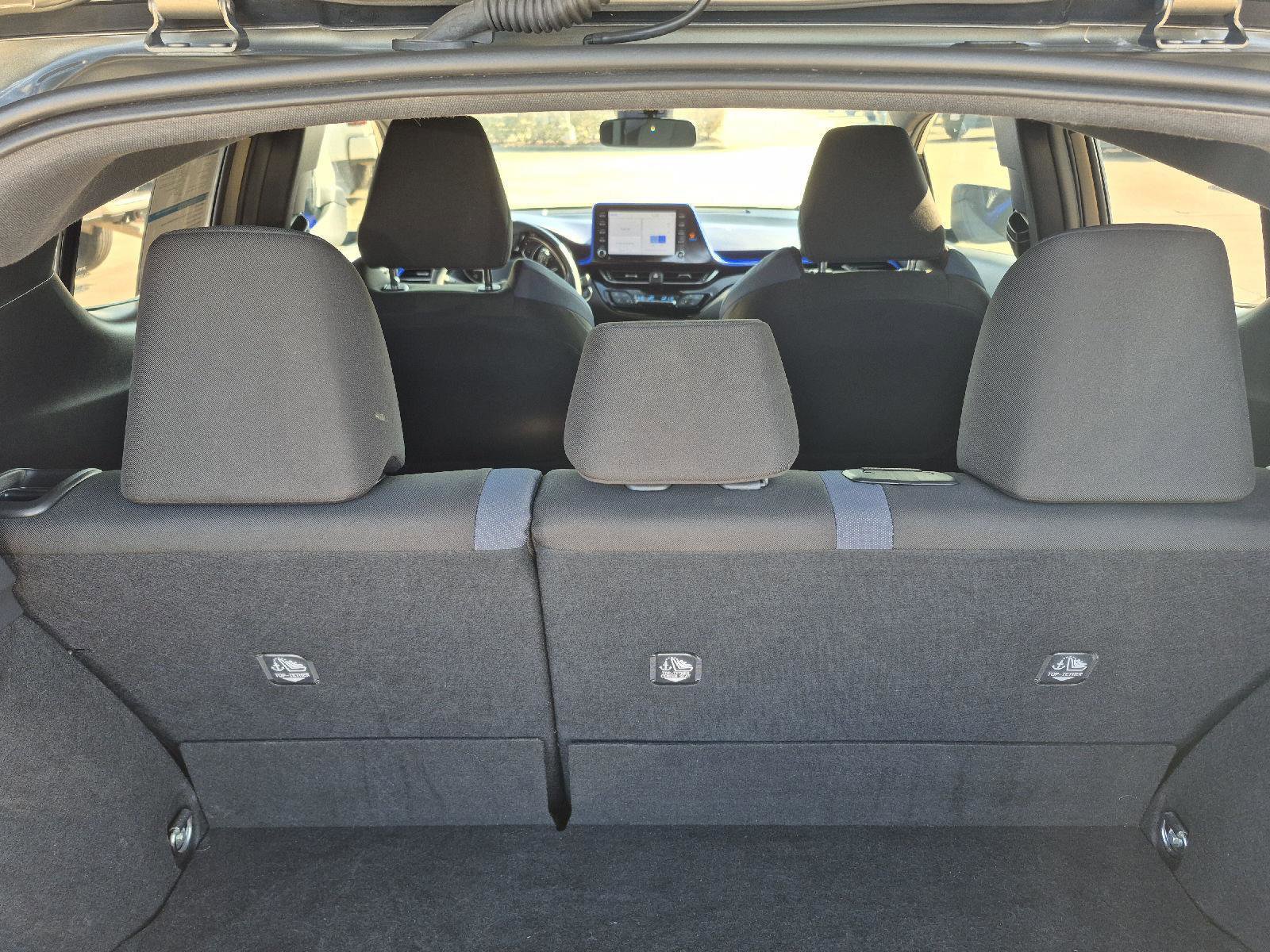 Used 2021 Toyota C-HR XLE image 12