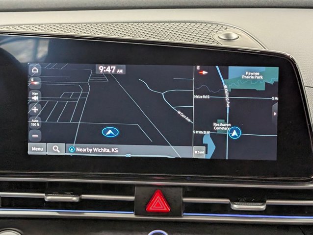 Used 2025 Hyundai Elantra SEL FWD image 5