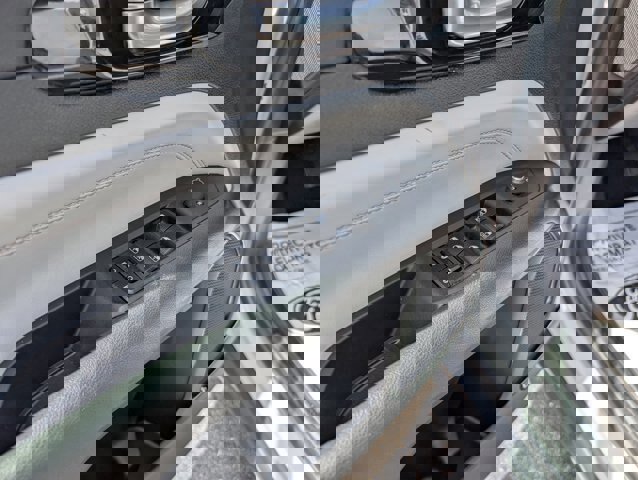 Used 2024 Jeep Compass Limited AWD/4WD image 9