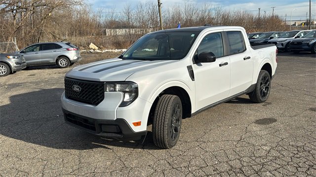 Certified 2025 Ford Maverick XLT w/ XLT Luxury Package image 7