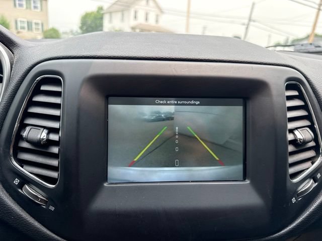 Used 2021 Jeep Compass Latitude w/ Sun and Sound Group AWD/4WD image 23