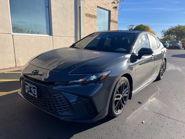 Used 2025 Toyota Camry SE w/ Multimedia Upgrade Package AWD/4WD image 4