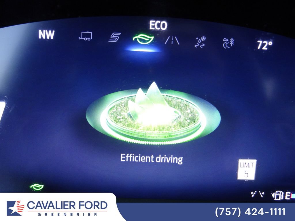 Certified 2025 Ford Explorer ST-Line AWD/4WD image 36