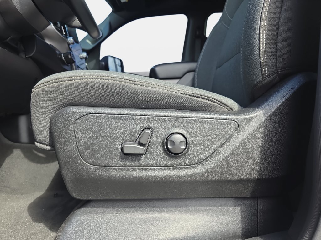 Used 2022 RAM 1500 Big Horn AWD/4WD image 23