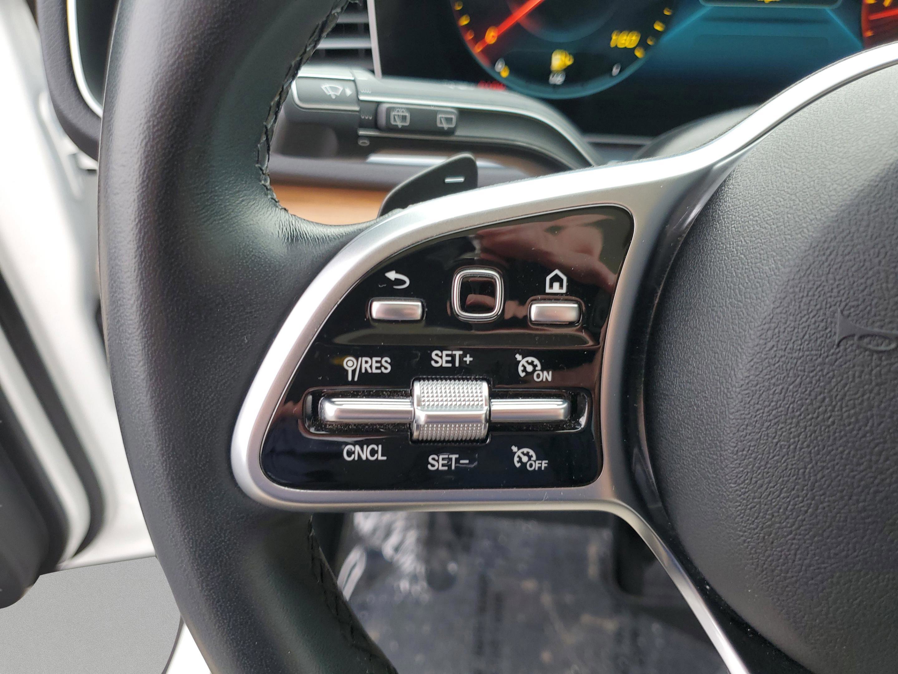 Used 2022 Mercedes-Benz GLE 350 4MATIC image 42