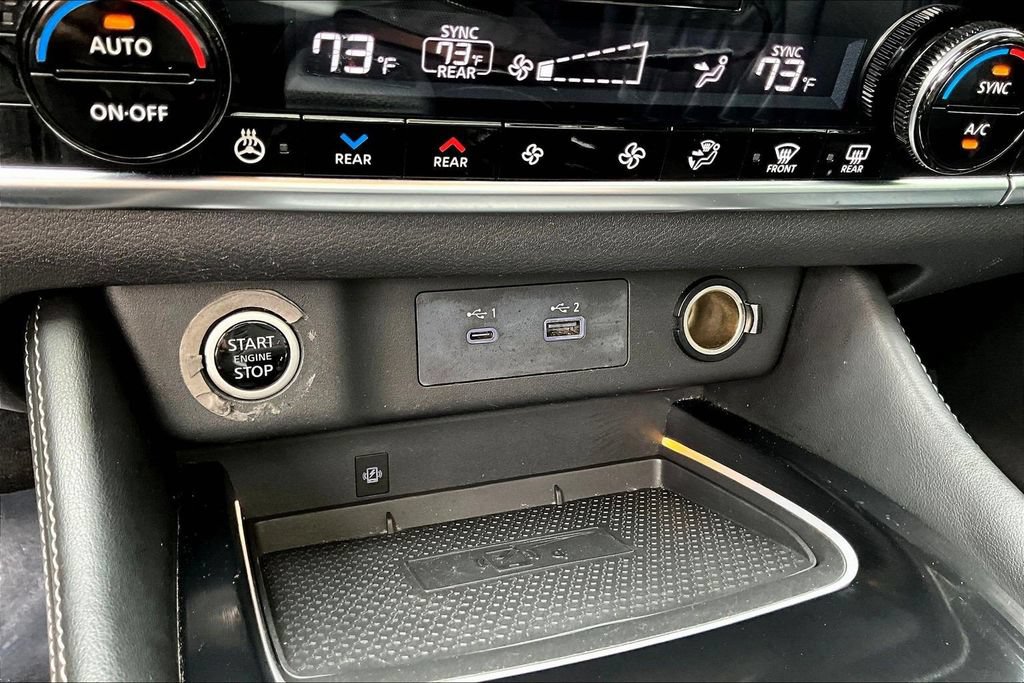 Used 2021 Nissan Rogue Platinum FWD image 18