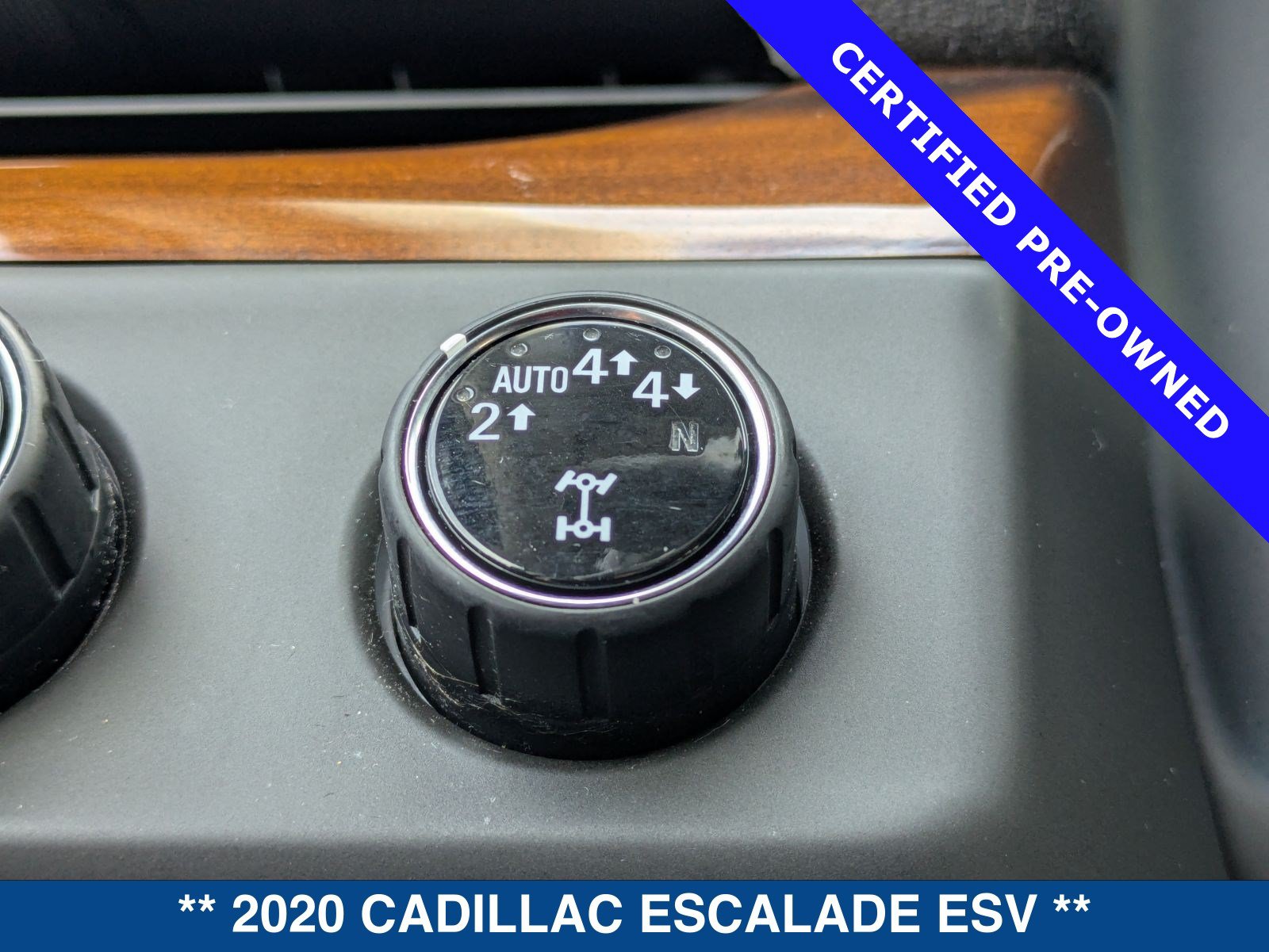Used 2020 Cadillac Escalade ESV Premium Luxury AWD/4WD image 39