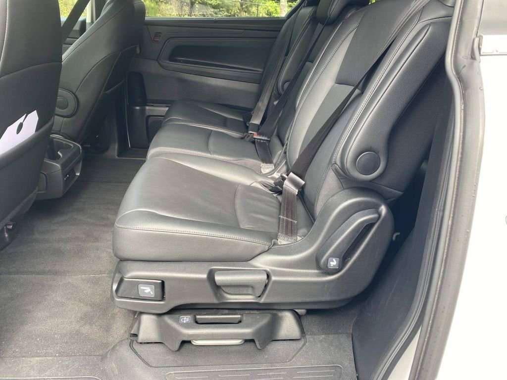Used 2025 Honda Odyssey EX-L image 13