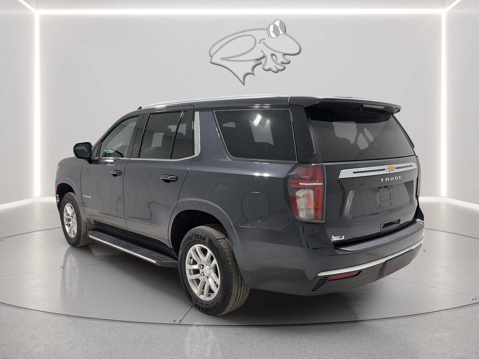 Used 2023 Chevrolet Tahoe LS AWD/4WD image 3