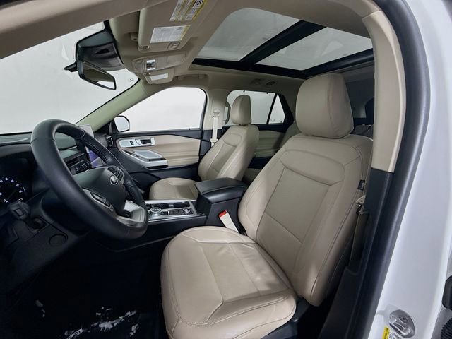 Certified 2023 Ford Explorer Limited w/ Limited Technology Package image 22