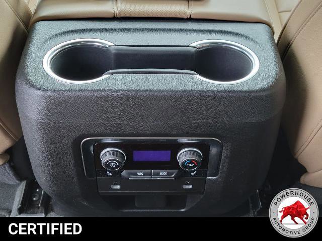 Used 2024 Chevrolet Suburban Premier image 17