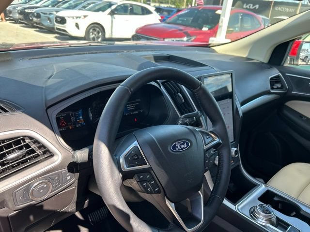 Certified 2022 Ford Edge SEL w/ Convenience Package AWD/4WD image 19